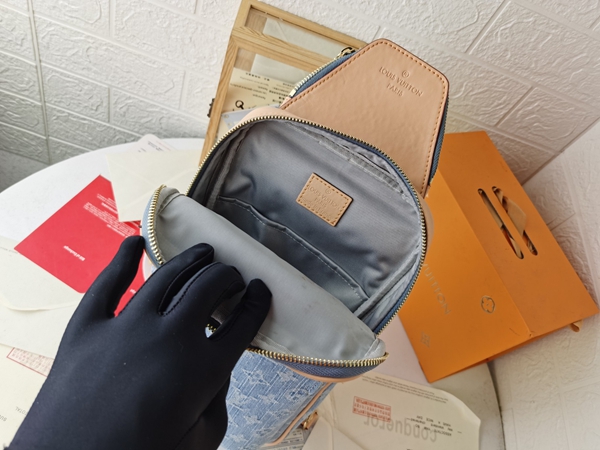 ルイヴィトンバッグ素材ディテール